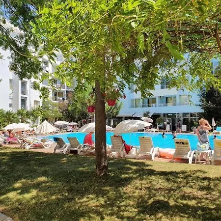 Апартамент Yassen Village Слънчев бряг
